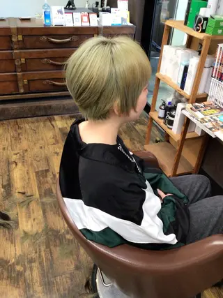 ショート 香川 裕基のヘアスタイル