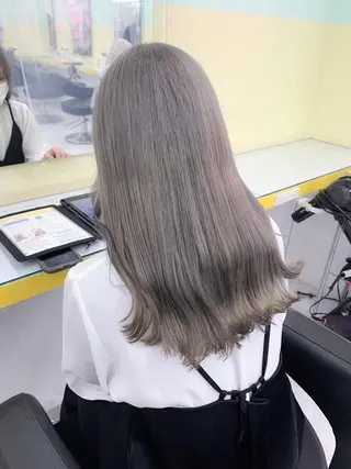 カラー 透明感🤍レイヤー ベージュ‎🤍ピンクのヘアスタイル