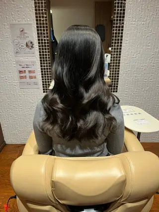 ロング 成瀬 紀慧のヘアスタイル