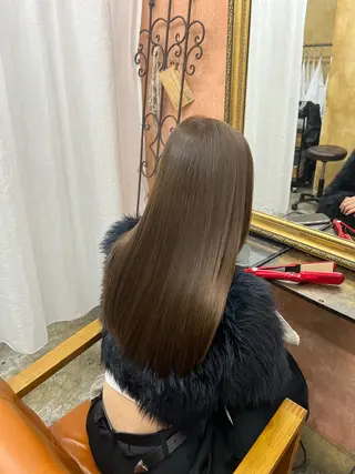 セミロング ともざねゆか UniQ/岡山駅のヘアスタイル