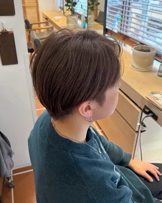 カラー メンズ 海奈|透明感カラー |顔まわりカットのヘアスタイル