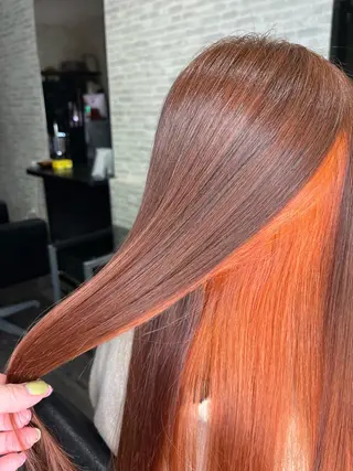 セミロング Lilly 中谷友里のヘアスタイル