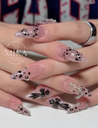 ネイル Mika Nails 心斎橋のネイルデザイン