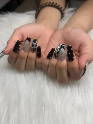 ネイル hazuki ☽ 5月予約受付中✨のネイルデザイン