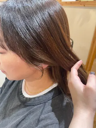 ロング 山口 里莉のヘアスタイル