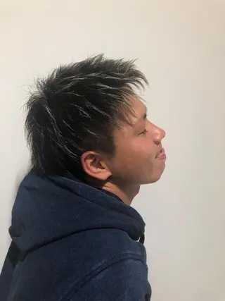 ショート カラー 川越 輝梨奈のヘアスタイル