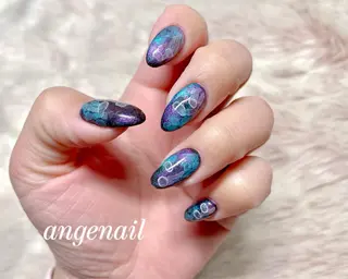 ネイル オーナーネイリスト MAKIのネイルデザイン