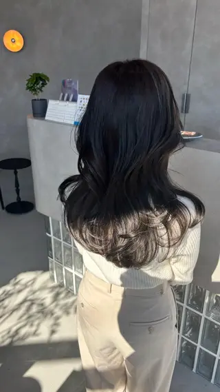 ロング カラー 川瀬 加奈のヘアスタイル