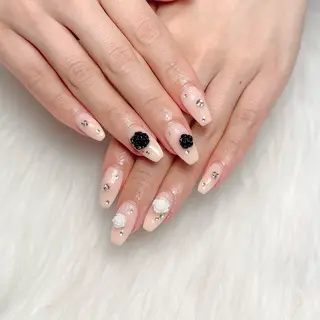 ネイル Lino+ ネイル&よもぎ蒸しのネイルデザイン