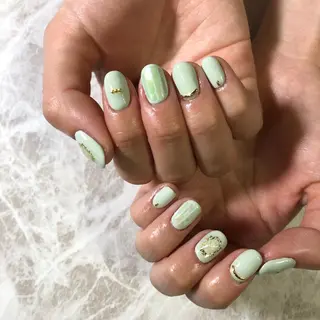 ネイル 𝐍𝐄𝐎 𝐉𝐔𝐑𝐈のネイルデザイン