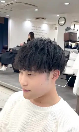 メンズ 成瀬スパイラル パーマ清水大隼のヘアスタイル