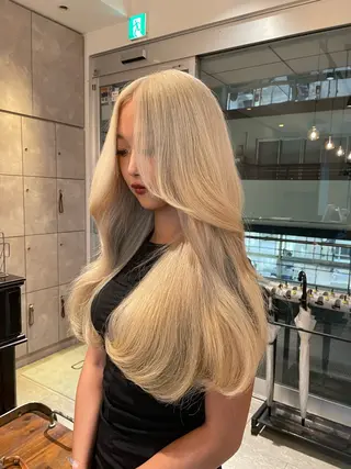ロング カラー 🌹TikTok4万 フォロワー🌹AKIのヘアスタイル