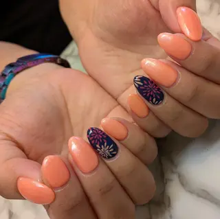 ネイル ジェヌインネイル 河内のネイルデザイン