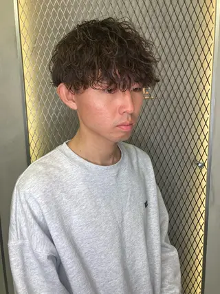 パーマ メンズ 透明感カラー/ 髪質改善町田佑人のヘアスタイル