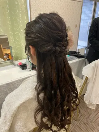 ロング ヘアアレンジ ユ ミのヘアスタイル