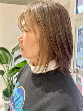 カラー HAREKE所属・神部 あずみのヘアスタイル