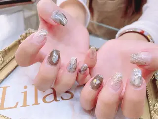ネイル Lilas Nailのネイルデザイン
