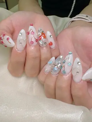 ネイル lucky nail 歌舞伎町のネイルデザイン