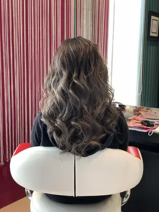 セミロング カラー 大塚 貴之のヘアスタイル