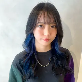 ロング デザインカラー/パー マ🦖外岡咲希🦖のヘアスタイル