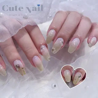 ネイル ️🫧もこ 艶感ネイル🫧のネイルデザイン