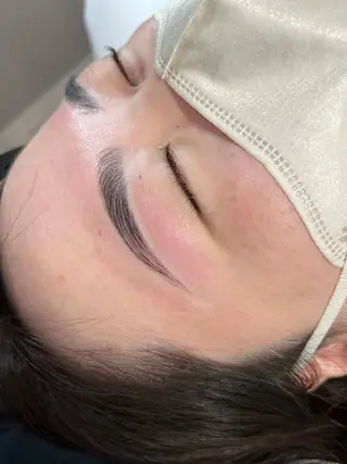 アイブロウ アミューズ MIKIのマツエク・マツパデザイン