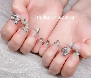 ネイル R inのネイルデザイン