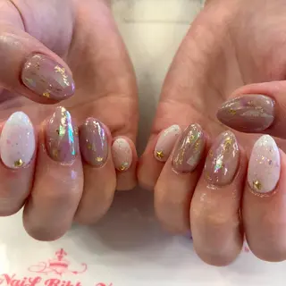 ネイル ネイルリボン 受付スタッフのネイルデザイン