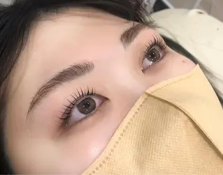 ネイル マツエク・マツパ アイブロウ Nail&eye Belire 新宿のネイルデザイン