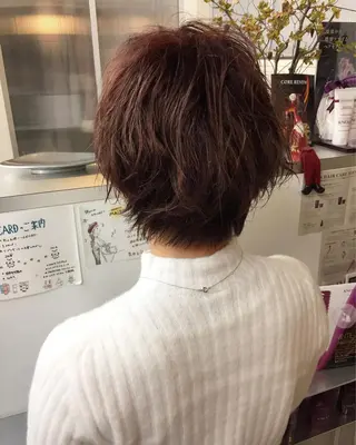 ショート カラー ITO YUKIのヘアスタイル