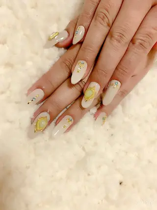 ネイル Betty❤︎ ネイル＆よもぎ蒸しのネイルデザイン
