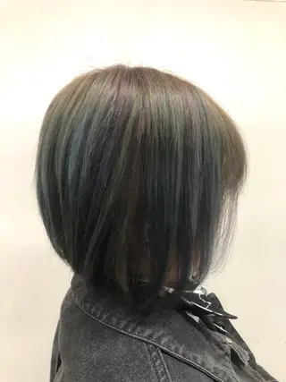 ショート カラー 東條 克義のヘアスタイル