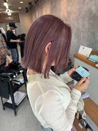 ミディアム カラー ❣️ハイトーン❣️ BLUE&Co.のヘアスタイル