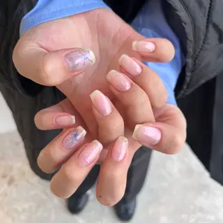 ネイル 井上 杏奈のネイルデザイン