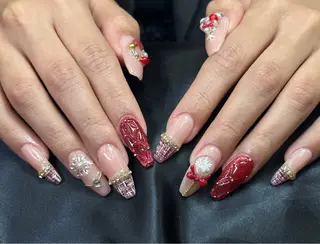 ネイル Iconic Nailのネイルデザイン