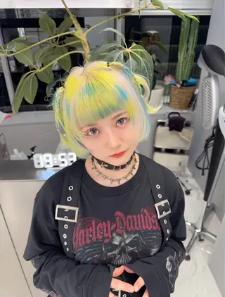 ショート カラー 新宿店長 🦄ブリーチYUGOのヘアスタイル