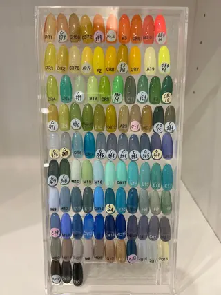 ネイル Sourire つぼしたのネイルデザイン