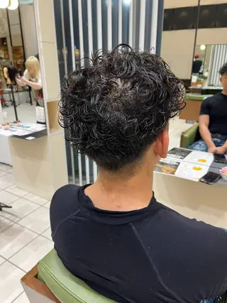 パーマ メンズ 中村 彩奈のヘアスタイル
