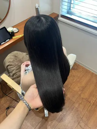 ロング 艶髪/透明感 レイヤー YUKIのヘアスタイル