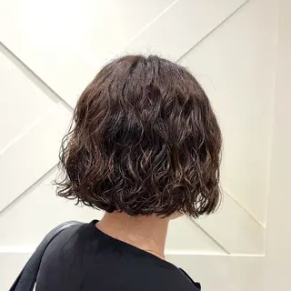 ミディアム パーマ 横浜パーマ🌐ボブ✨ 暖色カラーもえかのヘアスタイル