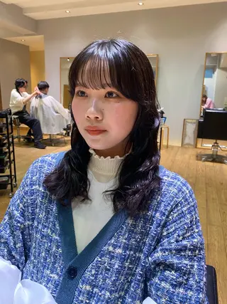 セミロング 大人可愛い♡コテ巻き パーマ🌼杉田 萌恵のヘアスタイル