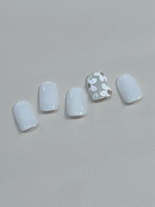 ネイル BRooCH所属・BRooCH 市川かおりのネイルデザイン