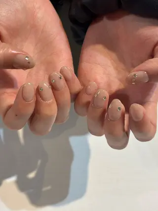 ネイル アリアグレイス Ranのネイルデザイン