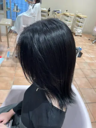 ミディアム カラー めぞんどぼーて REINAのヘアスタイル
