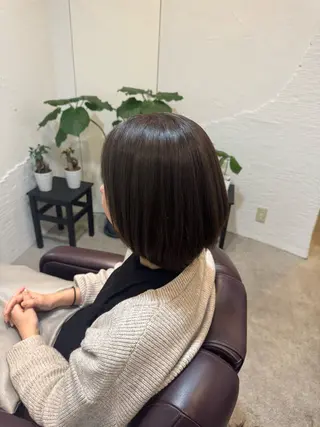 ミディアム 大西成那 WILLOW京橋のヘアスタイル