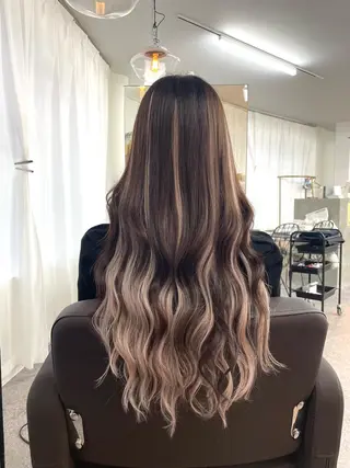 パリピ師🐉 Mashuのヘアスタイル