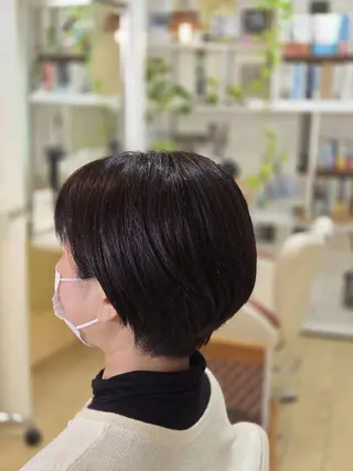 ショート 田中 牧子のヘアスタイル
