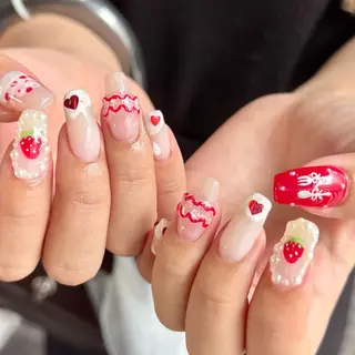 ミディアム 小川 柚香のネイルデザイン