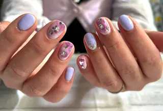 ショート 2DY NAIL SALONのネイルデザイン