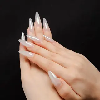 ネイル NEWMOON maki_恵比寿のネイルデザイン
